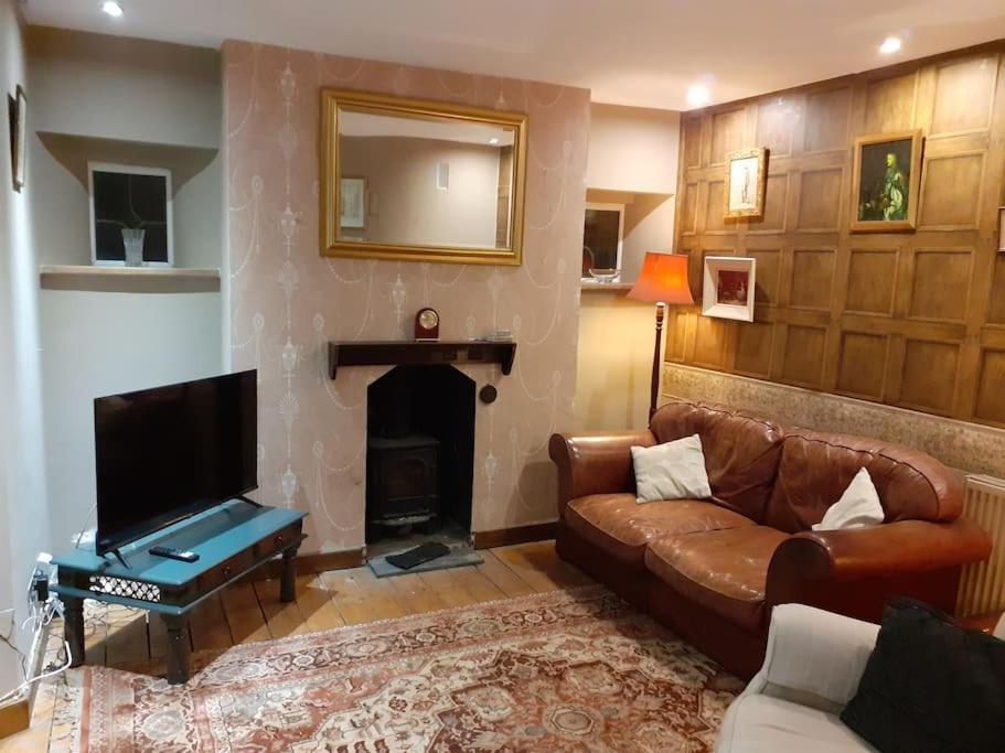 Characterful Cottage Near The Sea, Beach, Pier & Shops Weston-super-Mare Exterior photo