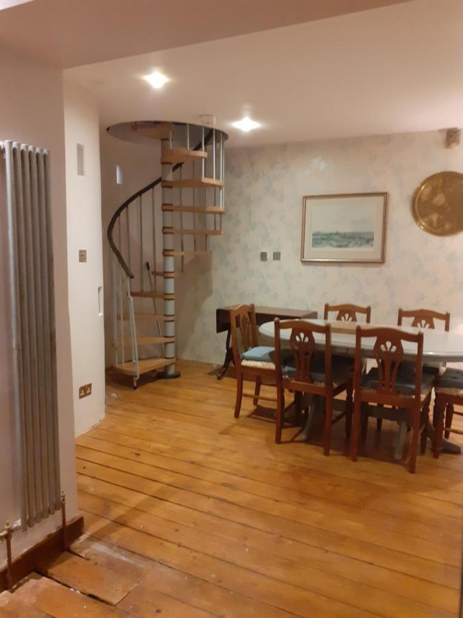 Characterful Cottage Near The Sea, Beach, Pier & Shops Weston-super-Mare Exterior photo